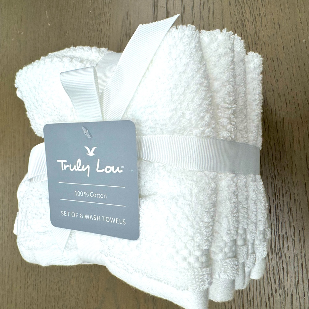 8pc TRULY LOU 100% Cotton Washcloth Towel Set- White